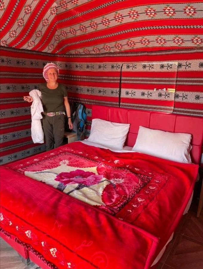Wadi Rum Local Guide Camp エクステリア 写真