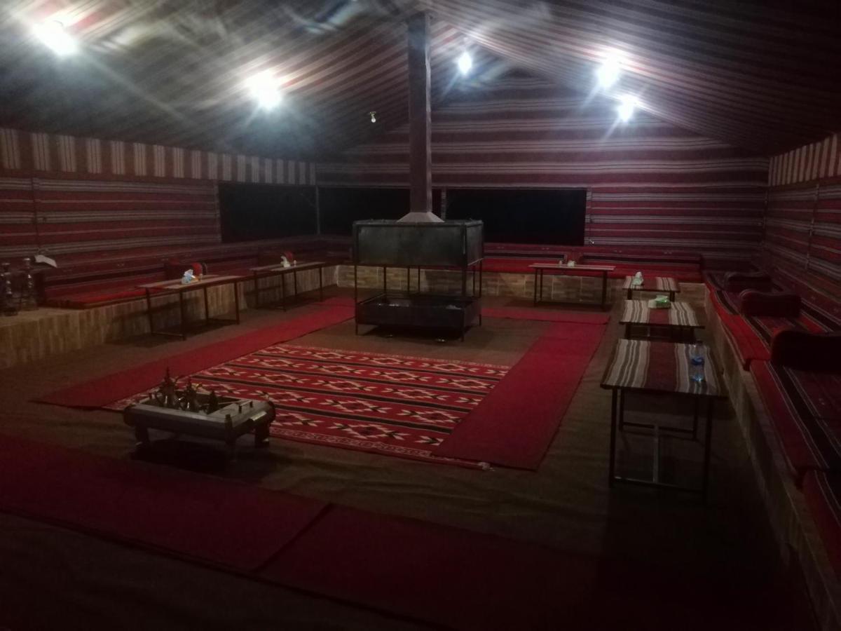 Wadi Rum Local Guide Camp エクステリア 写真